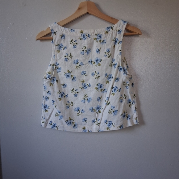 Old Navy White Floral Top Linen & Rayon Mix - Picture 3 of 5